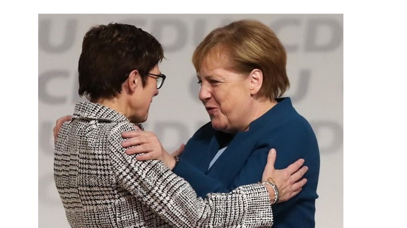 Foto/EPA: Nasljednica Merkelove na čelu CDU je Kramp-Karenbauer