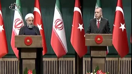 ایران مخالف امریکی پابندی دہشتگردی ہے : صدر روحانی