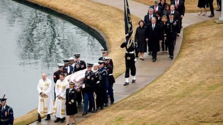 سابق امریکی صدر جارج بش ٹیکساس میں سپرد خاک