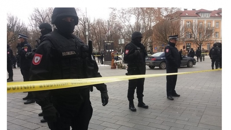 Uklonjena pesnica i Davidove fotografije s banjalučkog trga