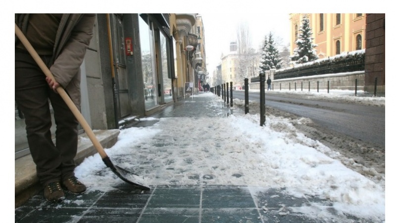 U većem dijelu BiH otežan saobraćaj zbog snijega