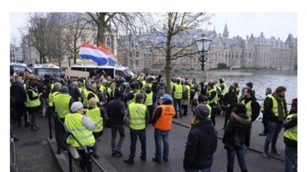 Protest 'žuti prsluci' i u Holandiji, zatvoren parlament