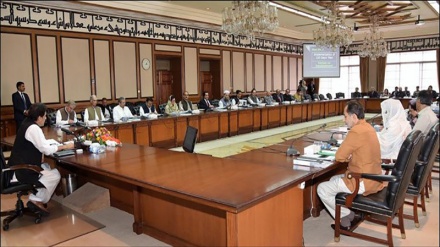 پاکستان کی 40 فیصد آبادی غربت کی لکیر سے نیچے