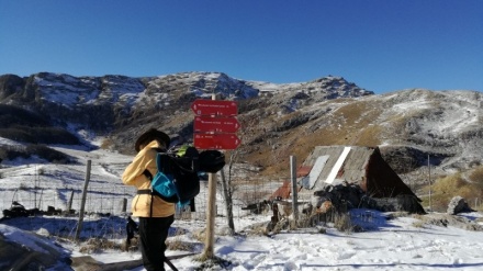 Na početku decembra: Plavetnilo neba u ogledalu Studenog potoka