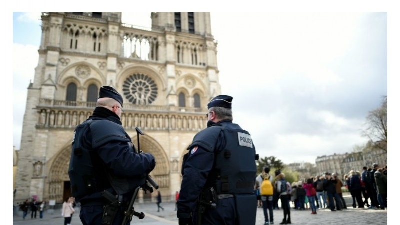 I sutra oklopna vozila i 8.000 policajaca u Parizu