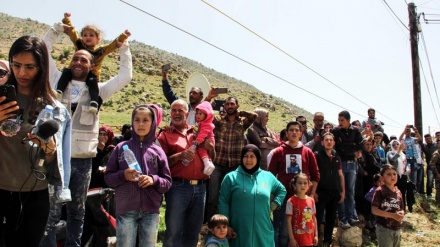 گەڕانەوەی سەدان پەنابەری سووری بۆ  زێد و نیشتمانی خۆیان