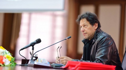 پاک و ہند کے مابین بات چیت شروع ہونے کی توقع : عمران خان