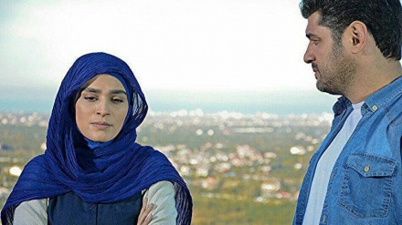  چەن بەشێک لە زنجیرە درامای سەربانی تاران