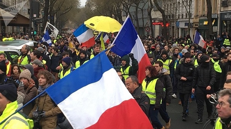 فرانس میں سرمایہ دارانہ نظام کے خلاف احتجاج جاری 200 افراد گرفتار