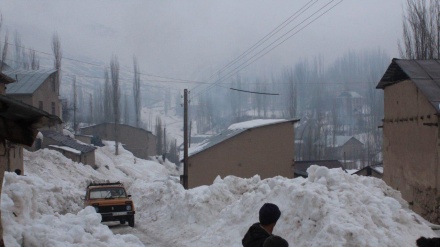 Ceferabad Ruşen ji desthatên inqilabê diaxive