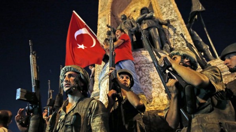 ترکی میں مزید295 فوجیوں کے گرفتاری وارنٹ جاری