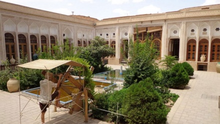  شوێنە گەشتیاریەکانی شاری یەزد