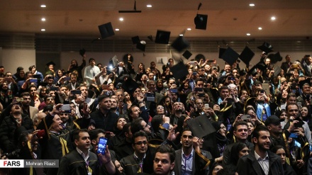 تہران یونیورسٹی اپلوڈ سائنسز کی پہلی گریجویشن تقریب