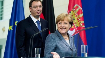 Vučić sutra s Angelom Merkel o Kosovu