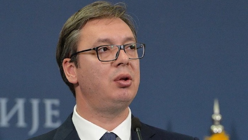 Vučić naredio upotrebu vojske u Šidu zbog migranata