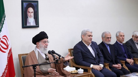 Rêberê Inqilabê: Bila leza pêşdeçûna welêt di warê zanistê da bi hîç awayekê neyê sistkirin