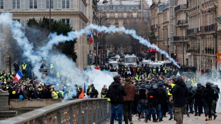 xwenîşandanê Nerazîyên fransî li Parîsê dijî sermayedariyê 