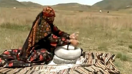 بەشێک لە بەڵگه فیلمی دەستكردەکانی عەشیرەتی شاهسوەن