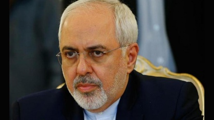 کاردانەوەی زەریف بەرامبەر تویتەکەی ترامپ سەبارەت بە ئێران و بەرجام 