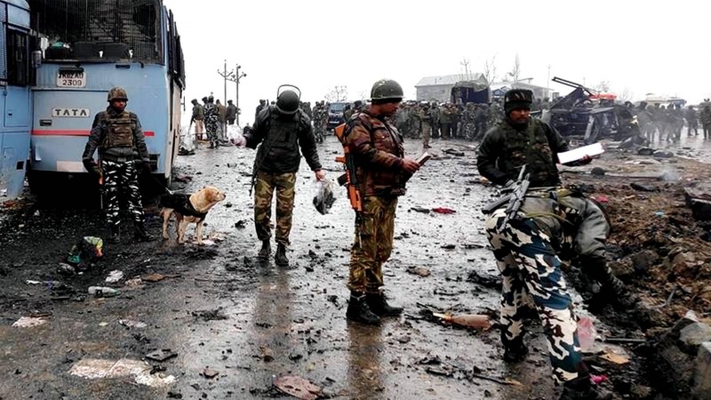 کشمیر دھماکے کے بعد پاک و ہند میں سفارتی کشیدگی