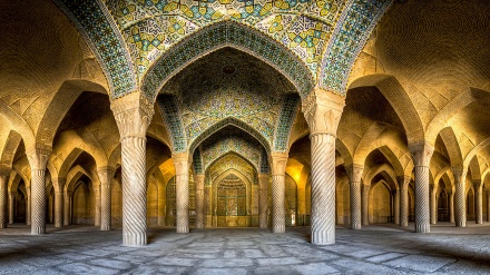 بازاری وەکێڵی شیراز