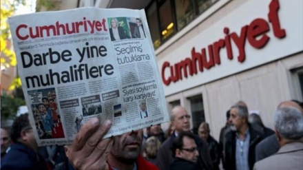 Civata Rojnamevanên Dîcle Firatê: Li Tirkiyê 59 rojnamevan li zindanê ne