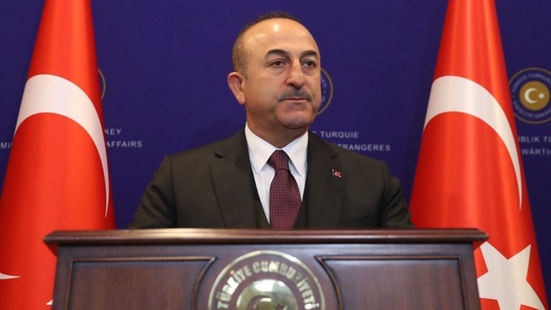 Cavusoglu: Turska se neće povinovati američkim ultimatumima