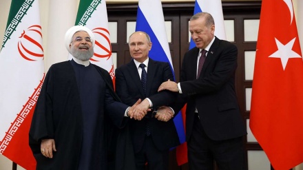  سوچی میں ایران،روس اور ترکی کے مابین سہ فریقی اجلاس