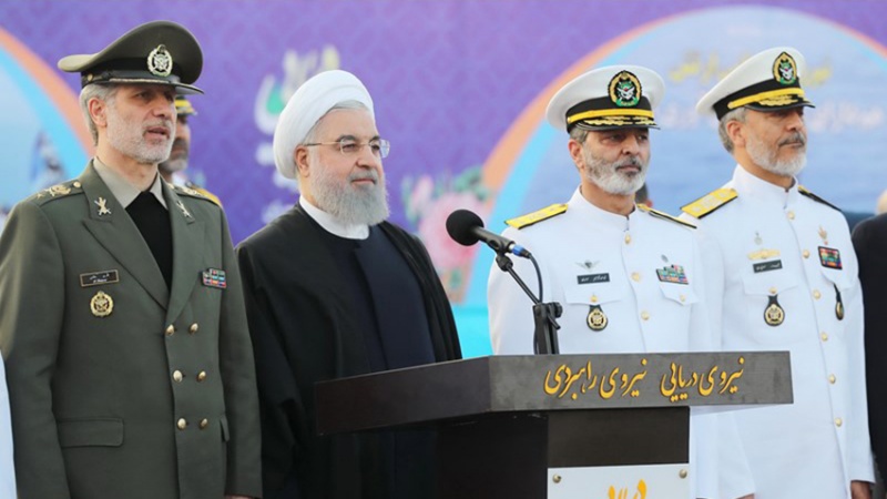 ایران، بحری، بری اور فضائی شعبوں میں خود کفیل: ایرانی صدر