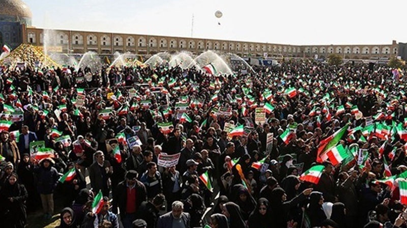İran xalqının ilahi 22 bəhmən günündəki milyonluq yürüşü rəsmən başlanıb