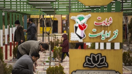 دوا پێنجشەممەی ساڵ له پەنای کوچکردووەکان