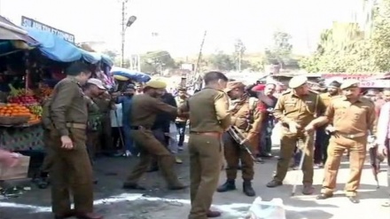 ہندوستان کے زیرانتظام کشمیر میں دستی بم کا دھماکہ