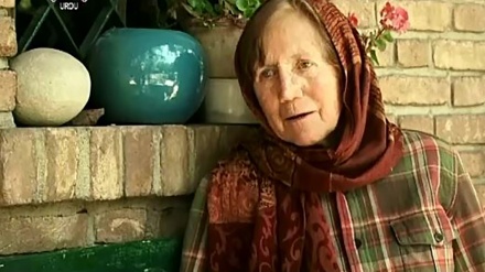  ڈاکومینٹری  - نمک گیر یہ پروگرام مارگریٹ ٹیمب