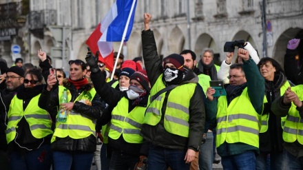 فرانس،جاری ہے ڈیموکریسی کی جنگ ۔ ویڈیو