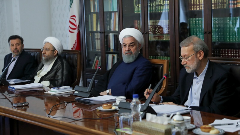Ruhanî: Pêwendiyên Îran û Iraqê ew qas qahêm in ku yên din nikarin tê de alozî û îxlalê çêke 
