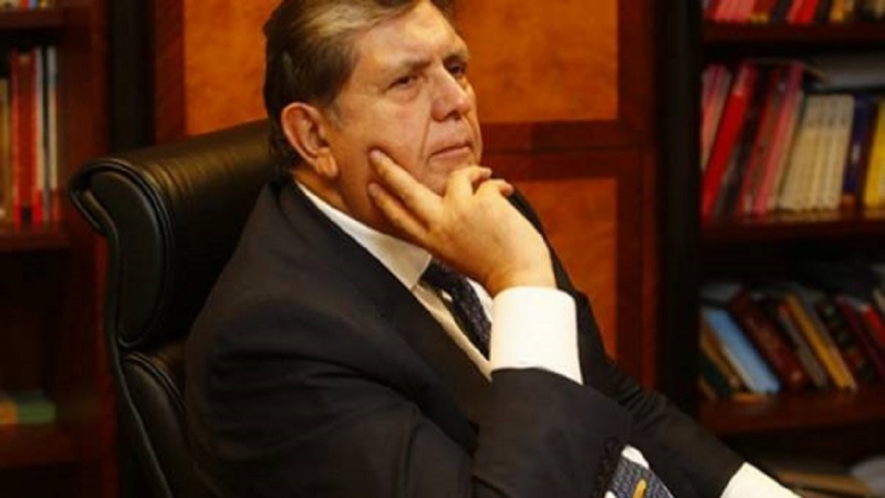 Bivši predsjednik Perua pucao u sebe tokom hapšenja