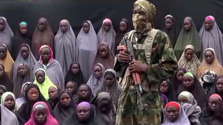 Otmičari oslobodili nigerijske učenike, još se traga za 300 otetih djevojčica