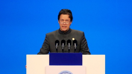 افغان تنازع سے افغانستان و پاکستان کونقصان پہنچا: عمران خان