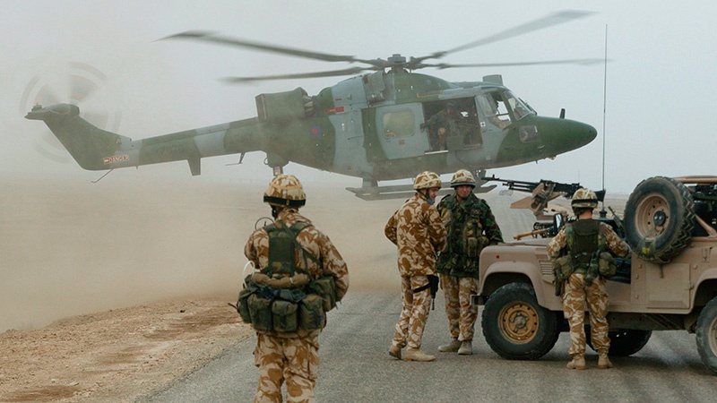 دہشت گرد امریکی فوج نے عراقی صوبے الانبار میں غیر قانونی ہیلی پیڈ بنا لیا 