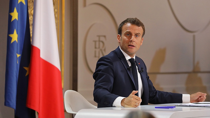 بەڵێنی مەکرۆن؛ باجەکان دادەبەزێن