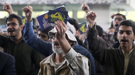 داکۆکی خەڵکی ئێران لە سپای پاسداران، بە بەڕێوەبردنی ڕێپێوانێکی بەشکۆ
