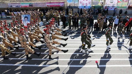 29 فروردین یوم مسلح افواج