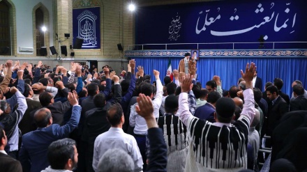 رہبرانقلاب اسلامی سے اساتذہ اور معلمین کی ملاقات