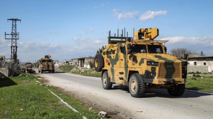 Artêşa Tirkîyê dîsan hêz şandin sînorê Sûrîyê