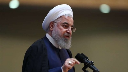 ڕۆحانی:ھەنگاوەکانی ئەمریکا دژی گەلی ئێران تاوانی دژی مرۆڤانەیە