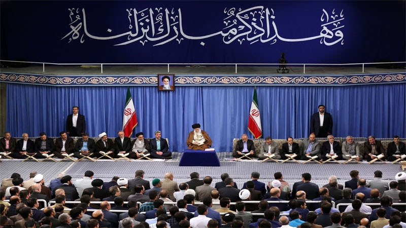 انقلابی اقدار اور قومی تشخص کے تحفظ میں فارسی زبان و ادب کے کردار پر رہبر انقلاب اسلامی کی تاکید