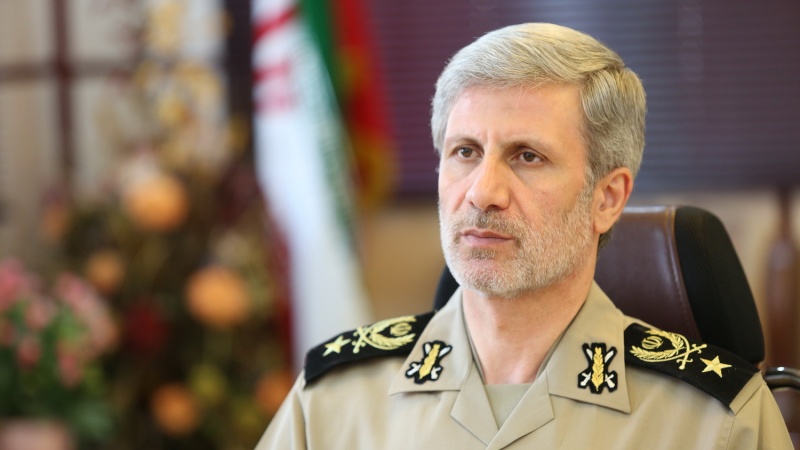 ایران کے عوام امریکی اور صیہونی محاذ کو شکست دیں گے، وزیر دفاع حاتمی 