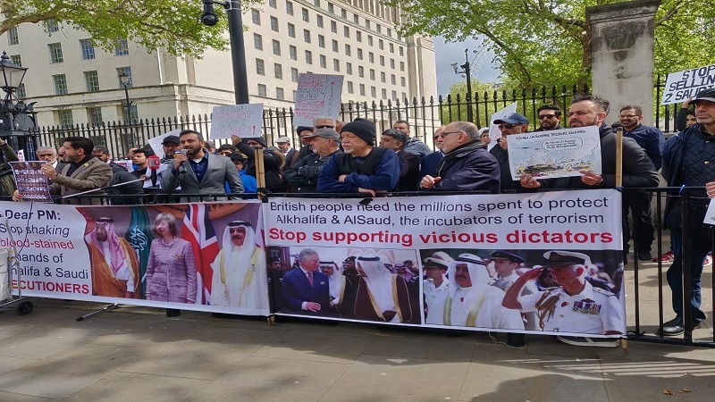 لندن میں آل سعود اور آل خلیفہ حکومت کے خلاف مظاہرے
