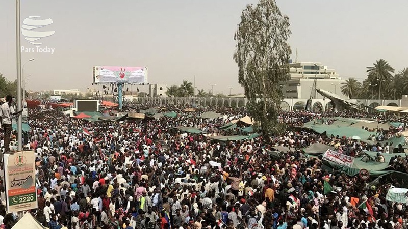 سوڈان میں فوجی حکمرانوں کے خلاف ملک گیر مظاہرے 