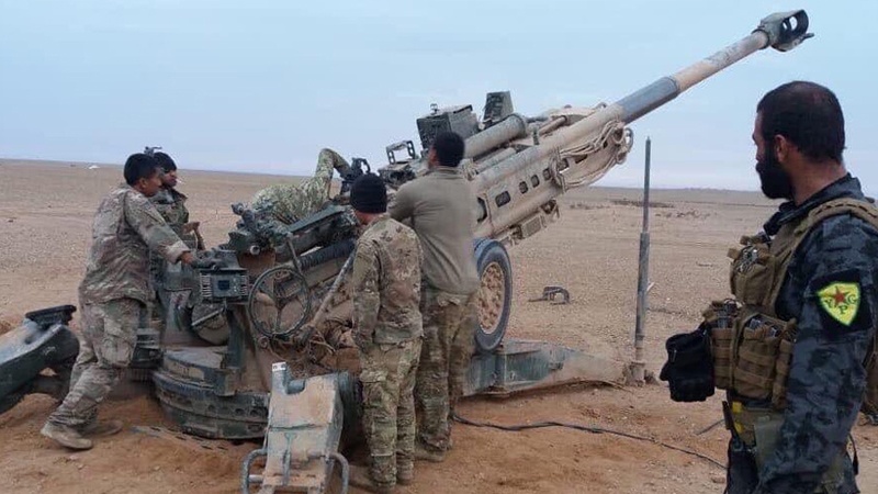 YPG`ê çeperên Artêşa Tirkîyê li bakura Helebê dan ber topan